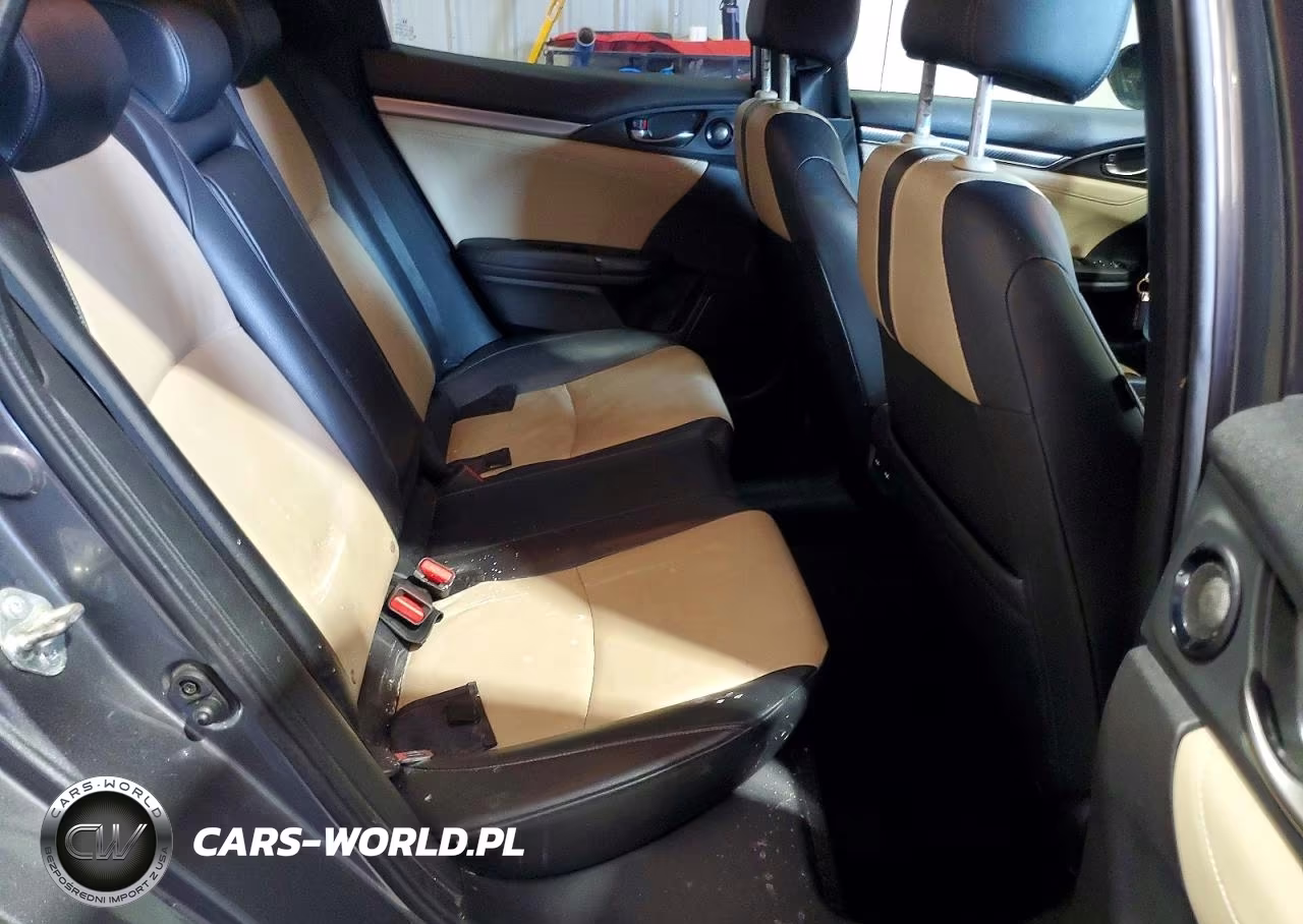 2018 Honda Civic Sport Touring VIN:SHHFK7H90JU214519 - 10