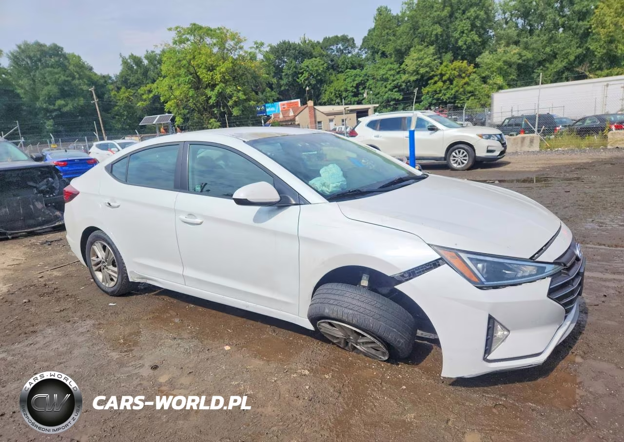 2020 Hyundai Elantra Sel VIN:5NPD84LF1LH523746 - 4