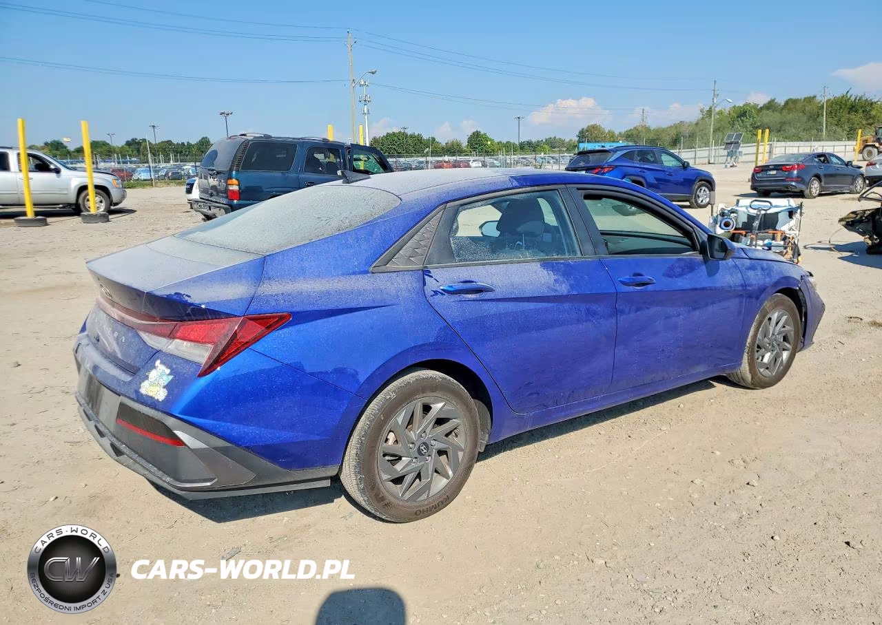 2024 Hyundai Elantra Sel VIN:KMHLM4DG6RU765022 - 3