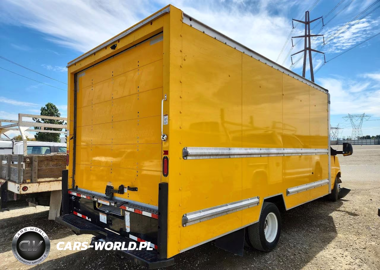 2022 GMC Savana Box Truck VIN:7GZ37TC7XNN004010 - 3