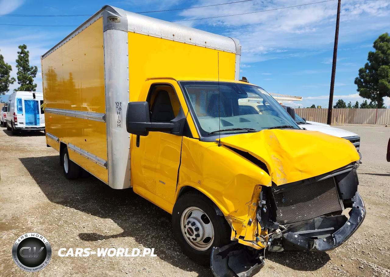 2022 GMC Savana Box Truck VIN:7GZ37TC7XNN004010 - 4