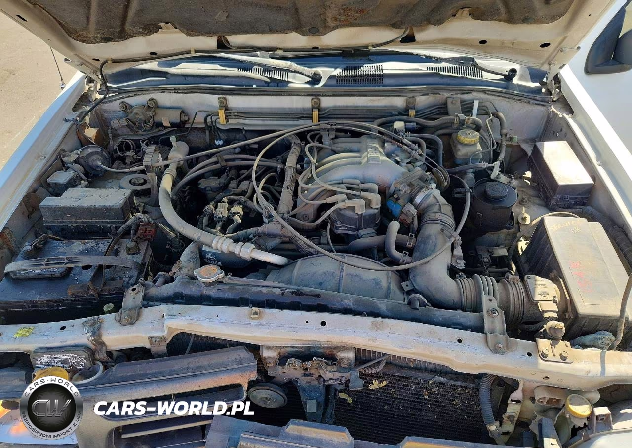 1998 Nissan Pathfinder Xe VIN:JN8AR05Y9WW235225 - 11