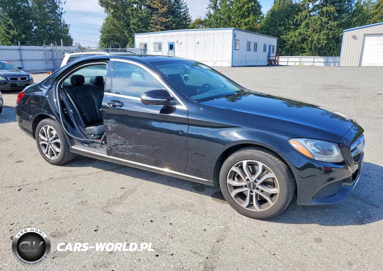2015 Mercedes-Benz C 300 4Matic VIN:55SWF4KB6FU023693 - 4
