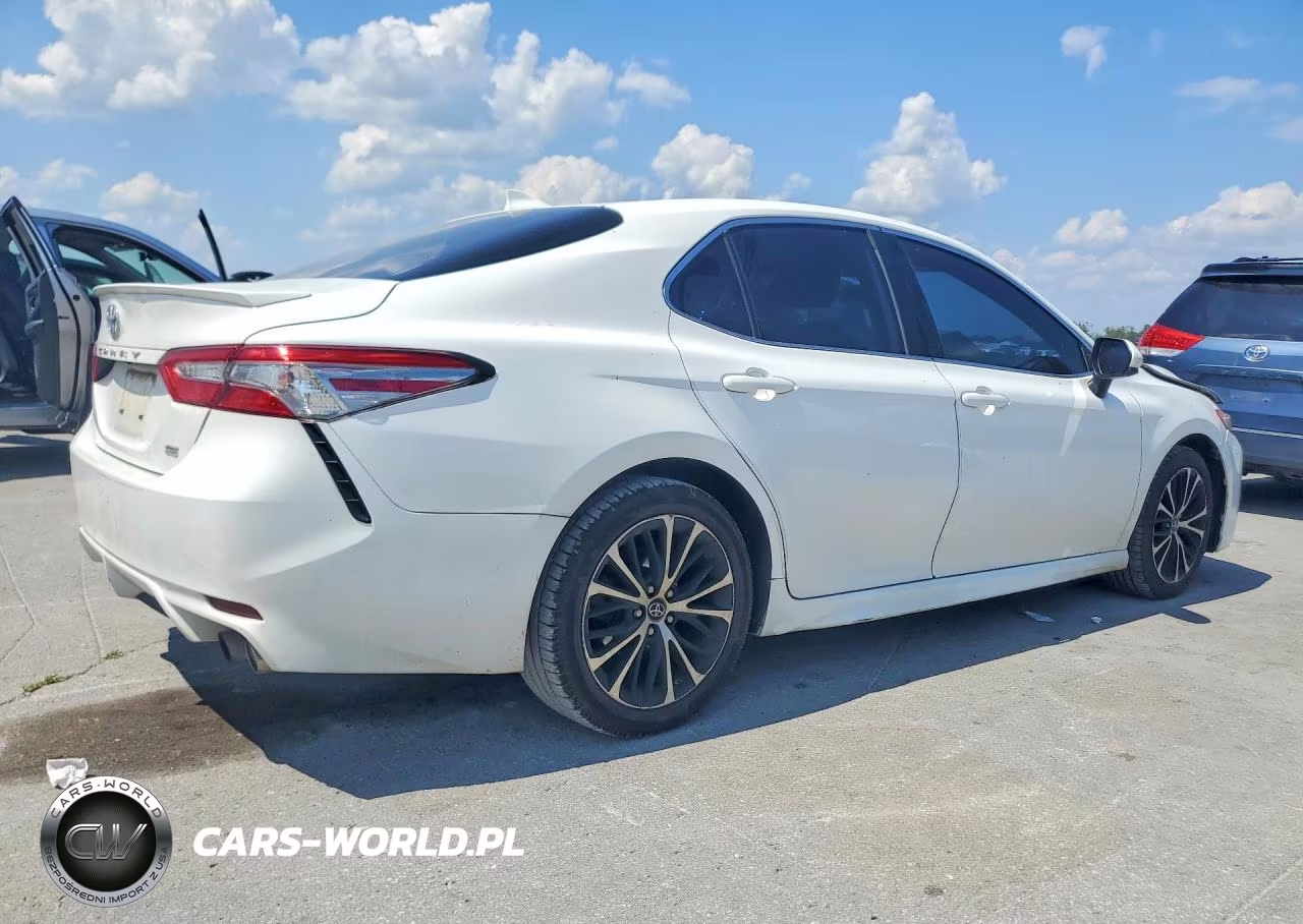 2019 Toyota Camry Se VIN:4T1B11HK6KU725997 - 3