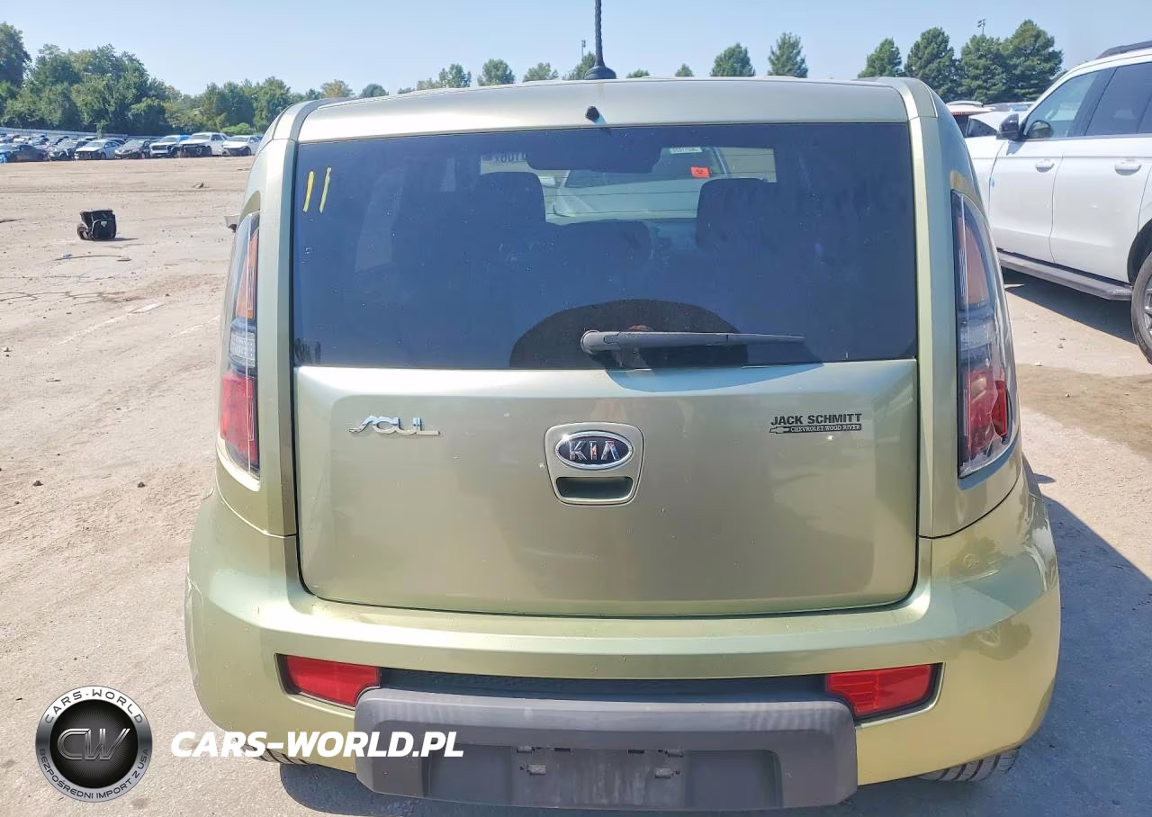 2011 Kia Soul + VIN:KNDJT2A26B7241000 - 6