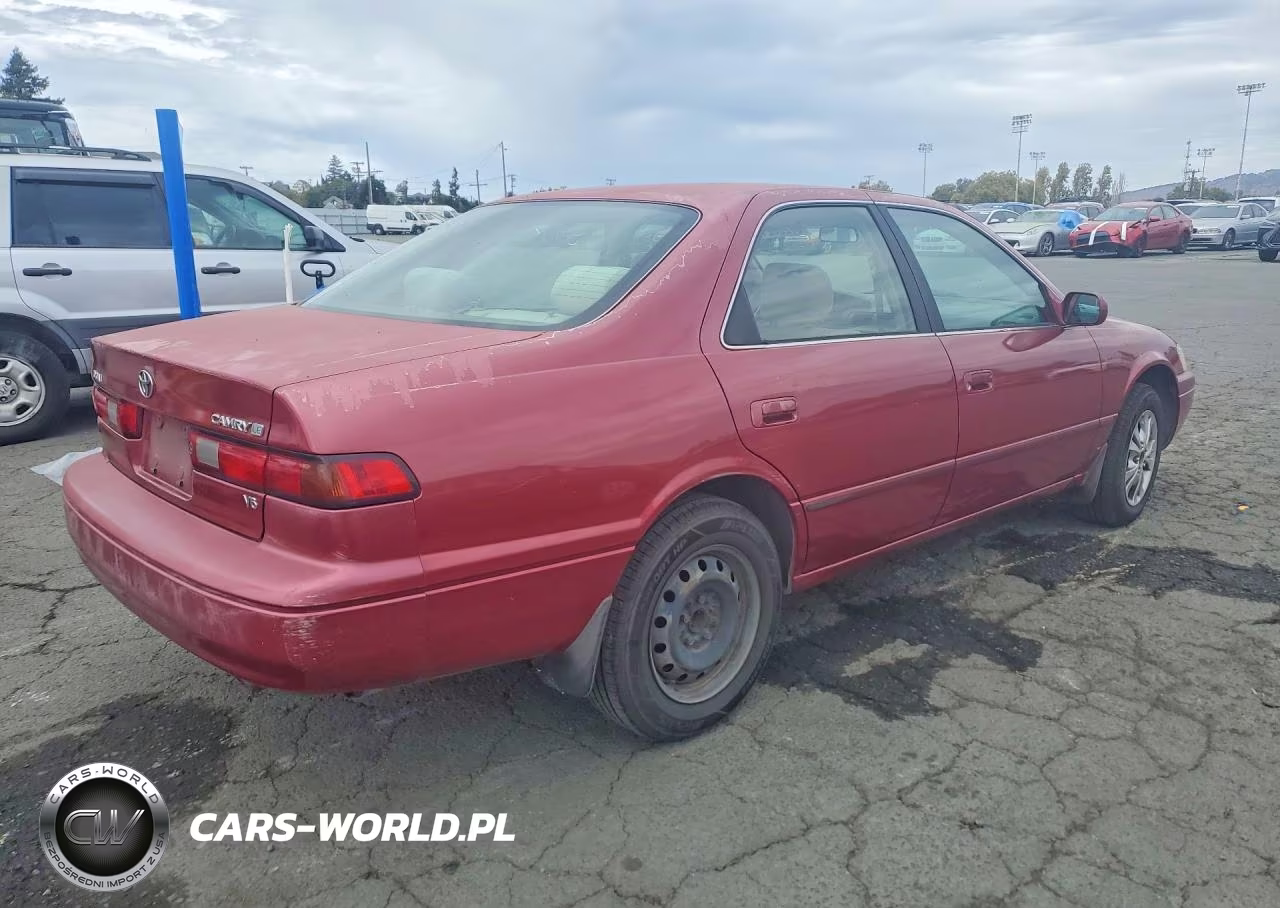 1998 Toyota Camry Le V6 VIN:JT2BF22K3W0144550 - 3