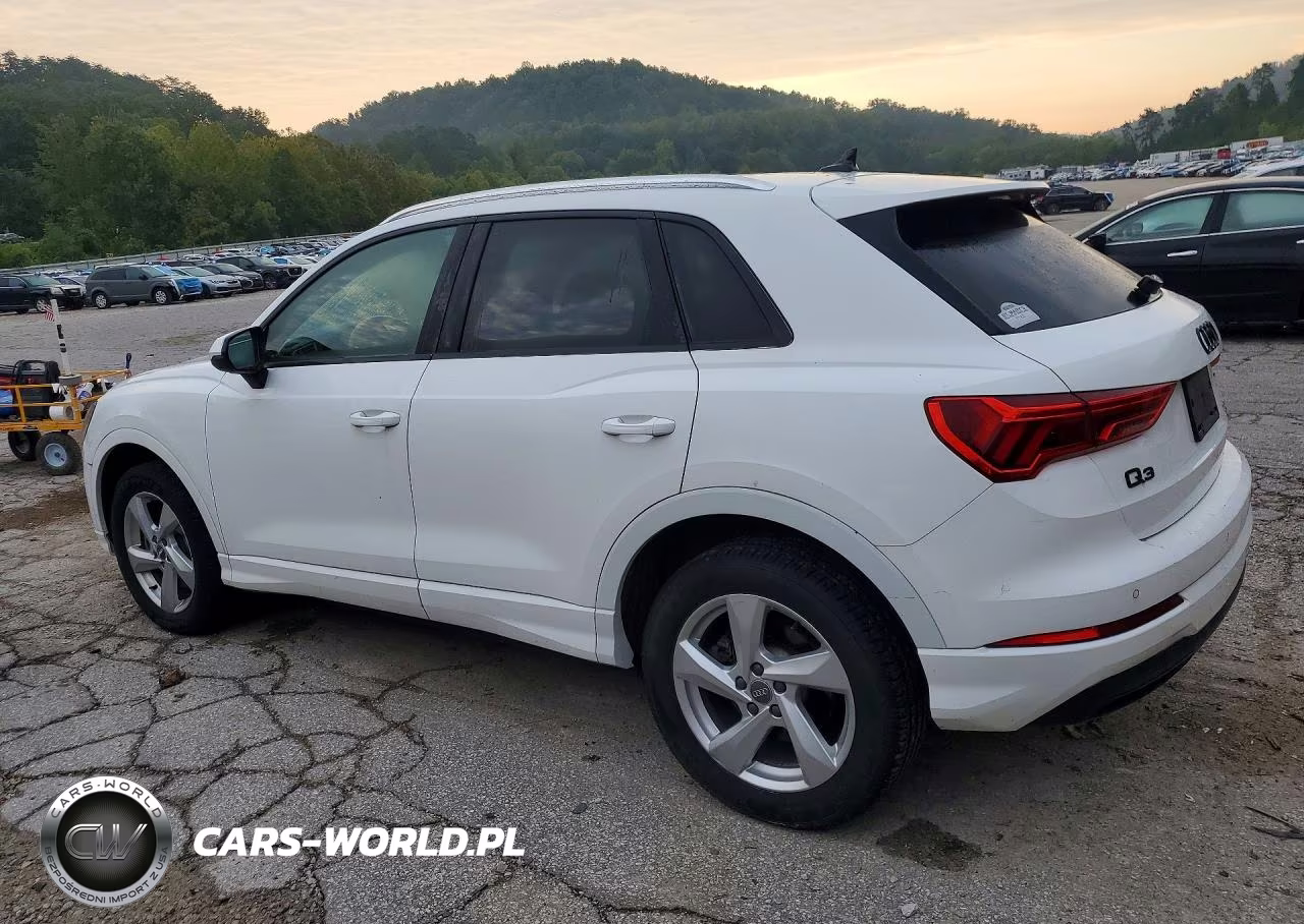 2020 Audi Q3 Premium VIN:WA1AECF31L1082452 - 2