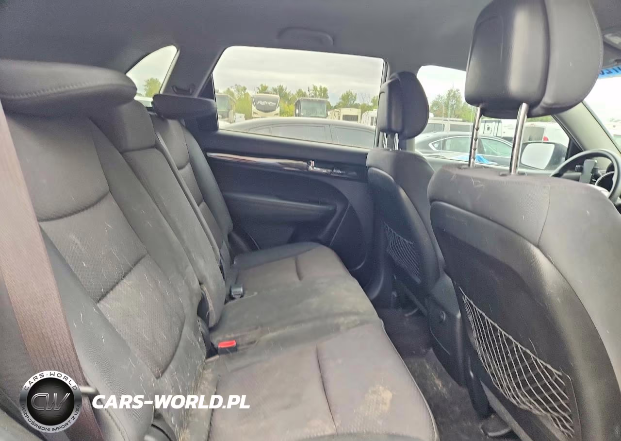 2011 Kia Sorento Lx VIN:5XYKT4A26BG151123 - 10
