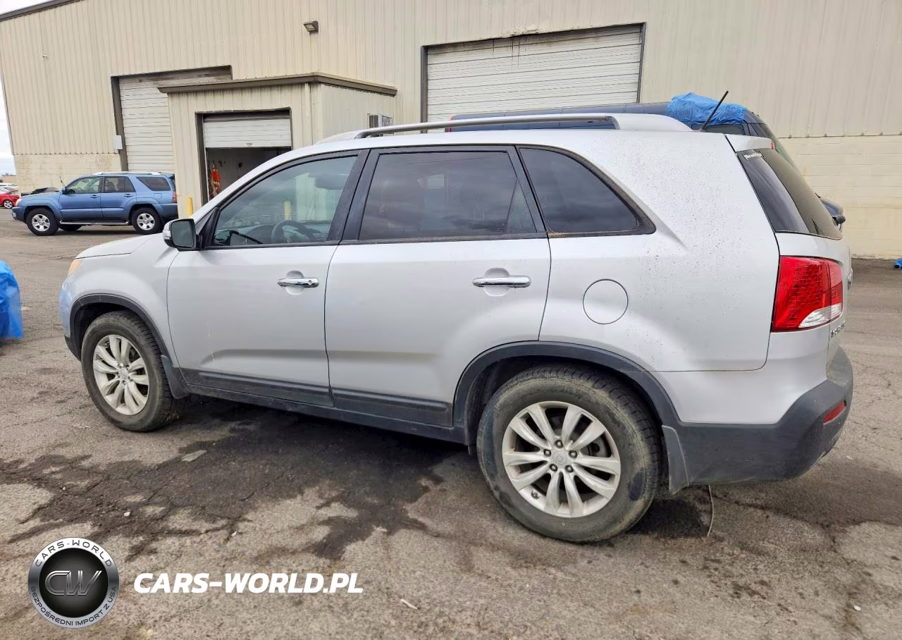 2011 Kia Sorento Lx VIN:5XYKT4A26BG151123 - 2