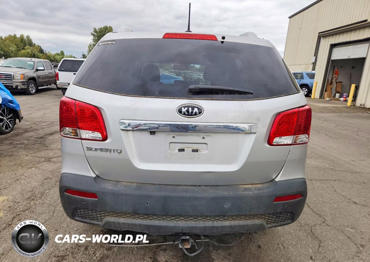 2011 Kia Sorento Lx VIN:5XYKT4A26BG151123 - 6