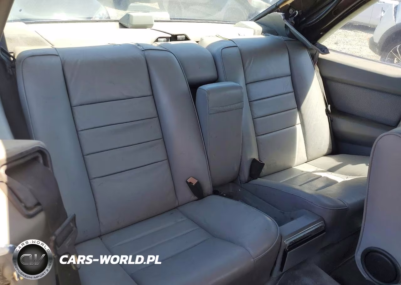 1986 Mercedes-Benz 560 Sec VIN:WDBCA45DXGA224425 - 10