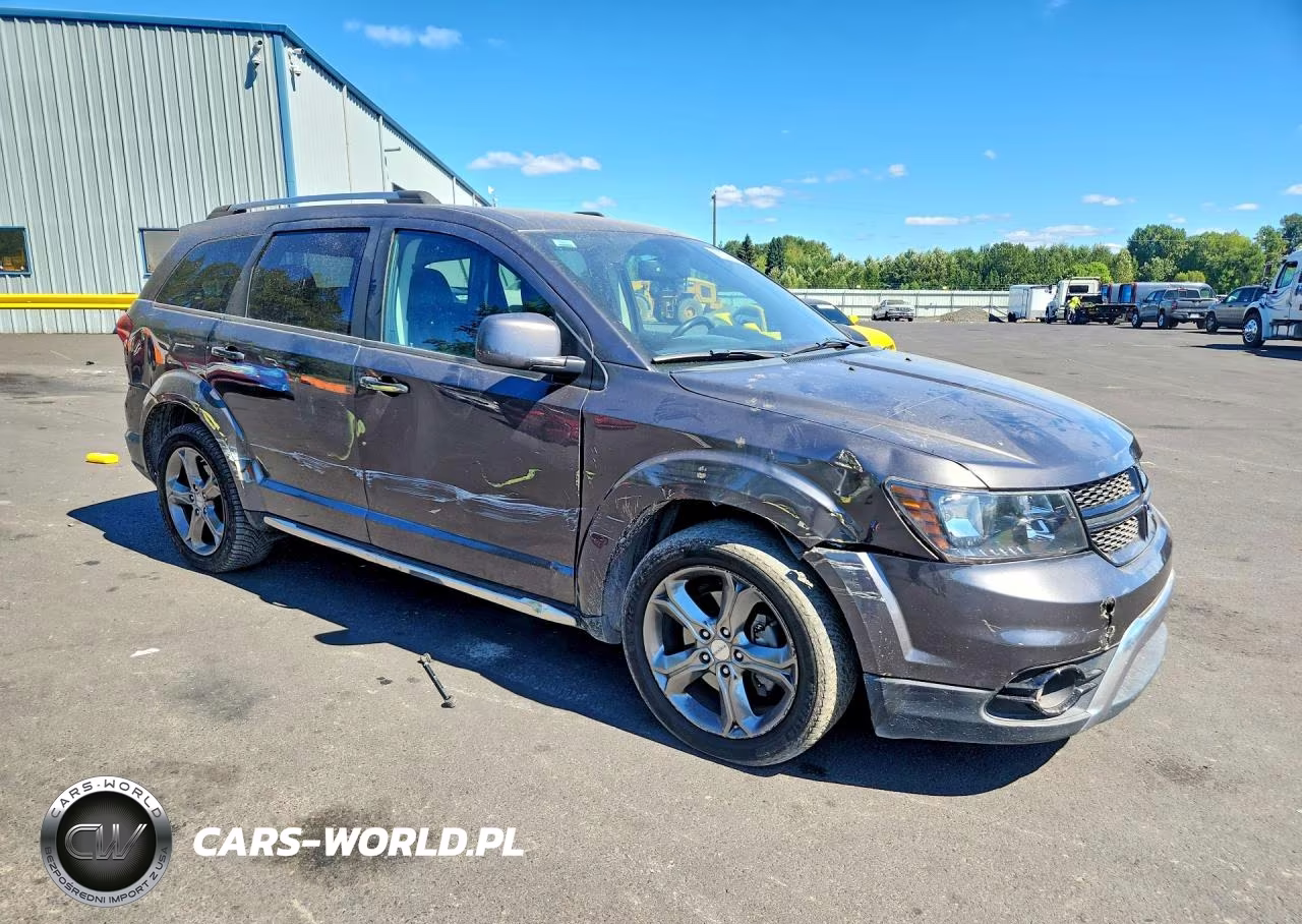 2017 Dodge Journey Crossroad VIN:3C4PDCGB0HT507782 - 4