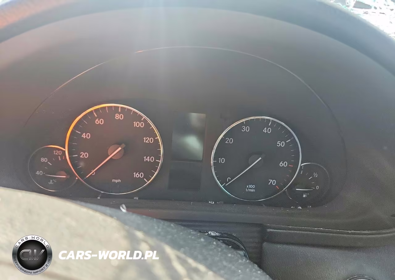 2005 Mercedes-Benz C 230K Sport Sedan VIN:WDBRF40J55F592472 - 9