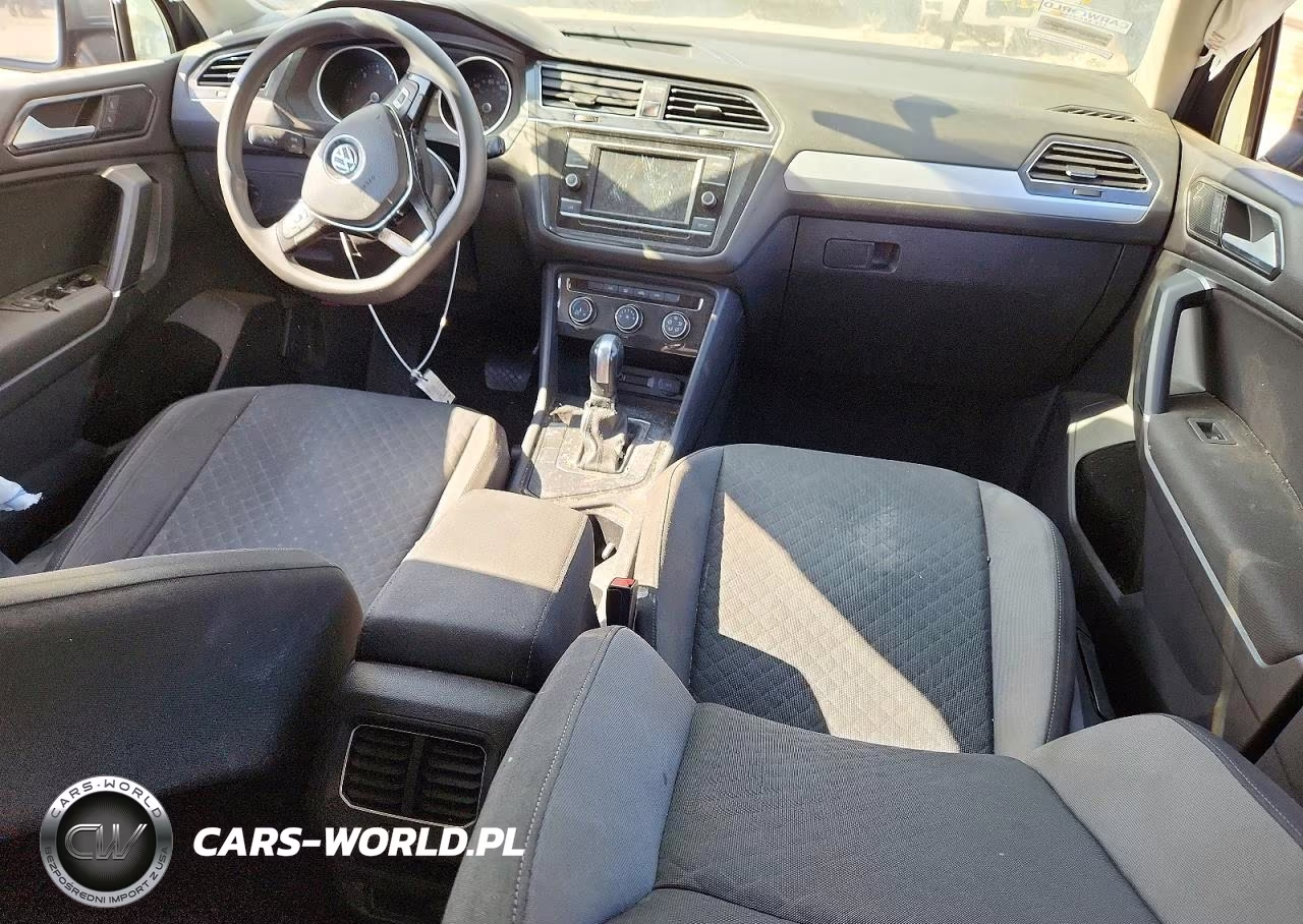 2018 Volkswagen Tiguan S VIN:3VV1B7AX0JM056314 - 8