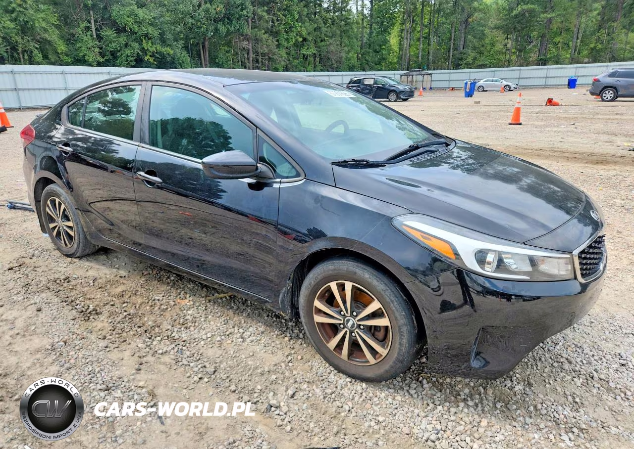 2017 Kia Forte Lx VIN:3KPFK4A78HE016652 - 4