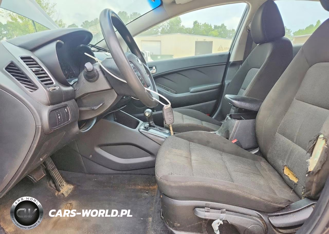 2017 Kia Forte Lx VIN:3KPFK4A78HE016652 - 7