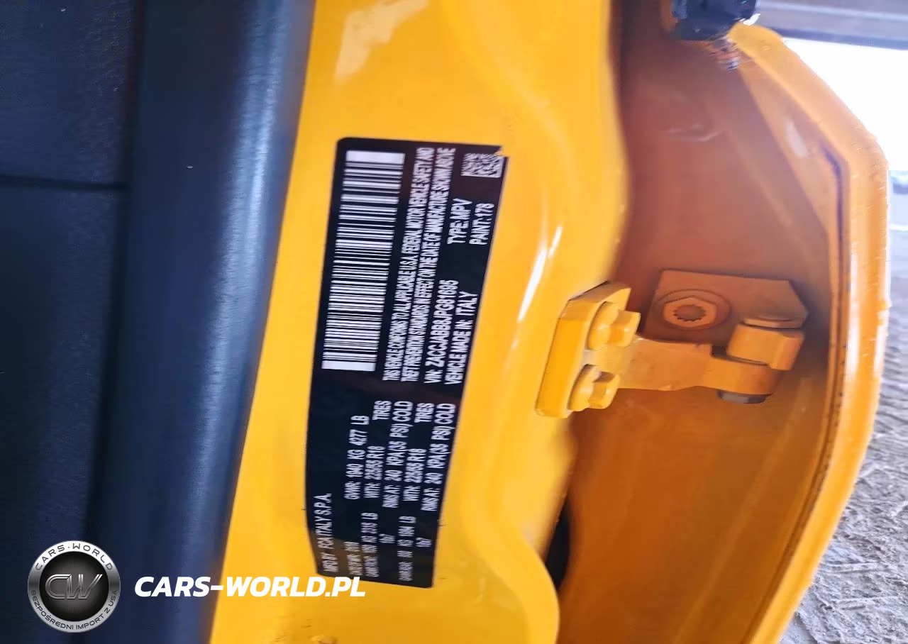 2018 Jeep Renegade Latitude VIN:ZACCJABB8JPG81695 - 14