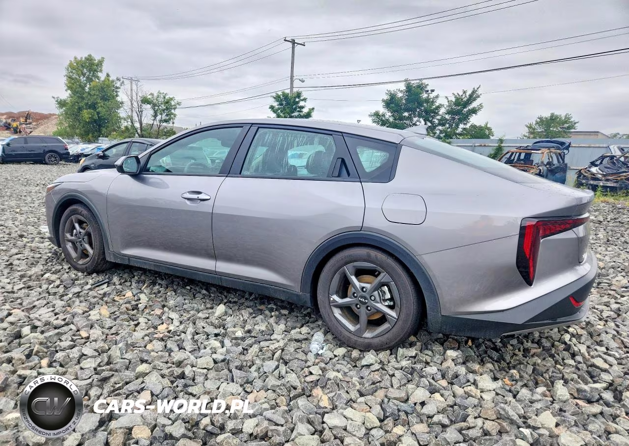 2026 Kia K4 Lxs VIN:3KPFT4DE0TE293313 - 2