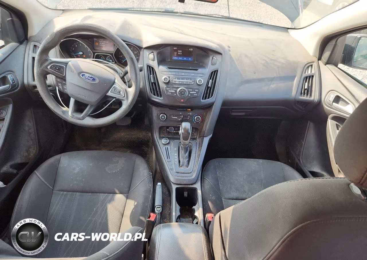 2017 Ford Focus Se VIN:1FADP3F21HL256395 - 8