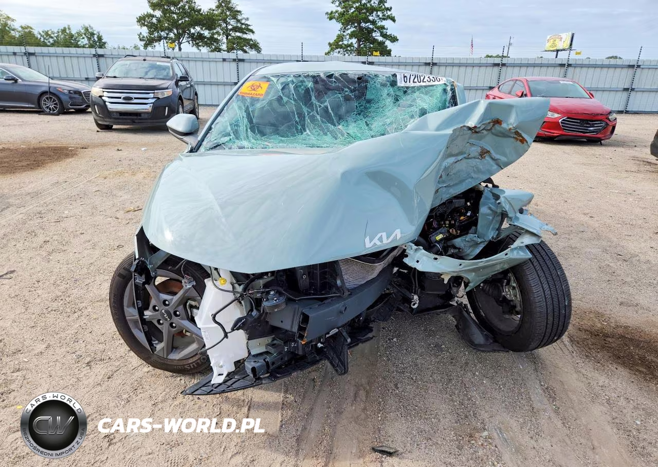 2025 Kia K4 Lxs VIN:3KPFT4DE0SE205343 - 5