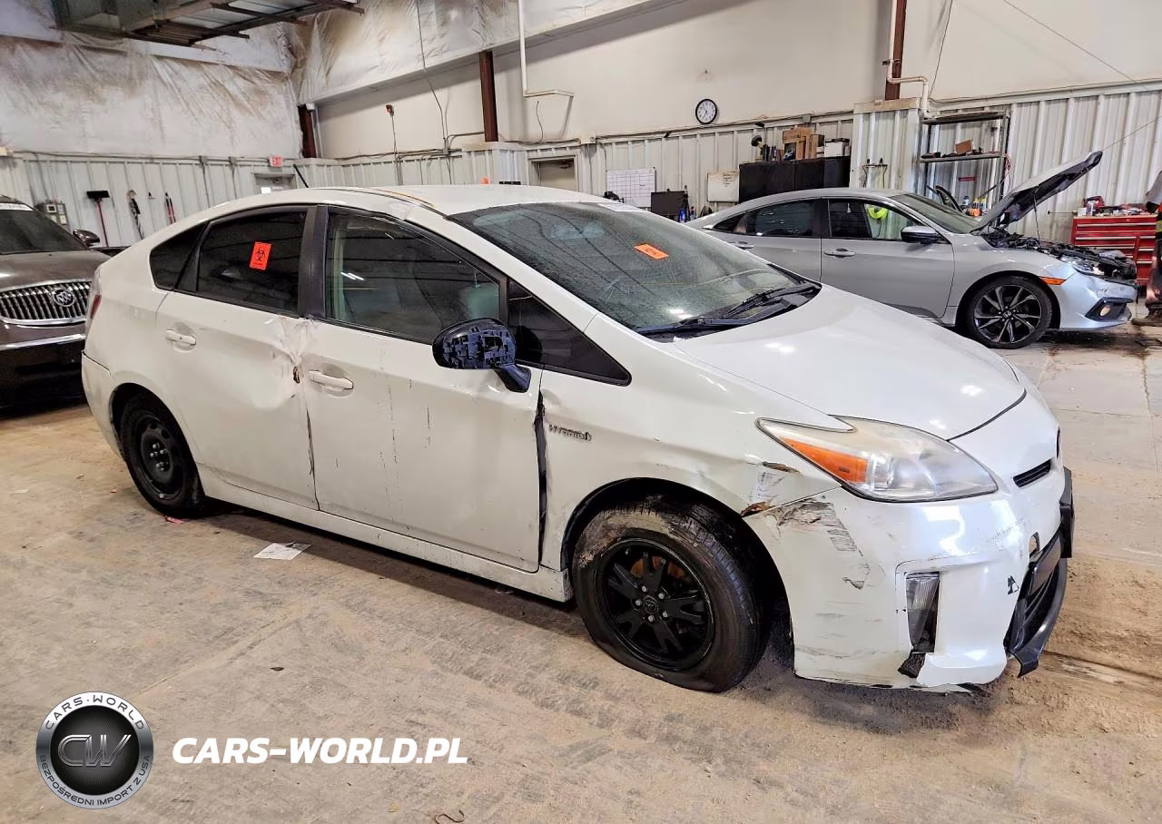 2012 Toyota Prius Four VIN:JTDKN3DU3C1500502 - 4