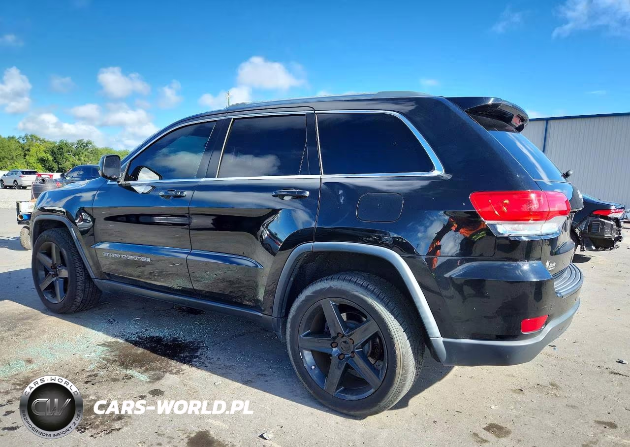 2018 Jeep Grand Cherokee Laredo VIN:1C4RJEAG2JC327268 - 2