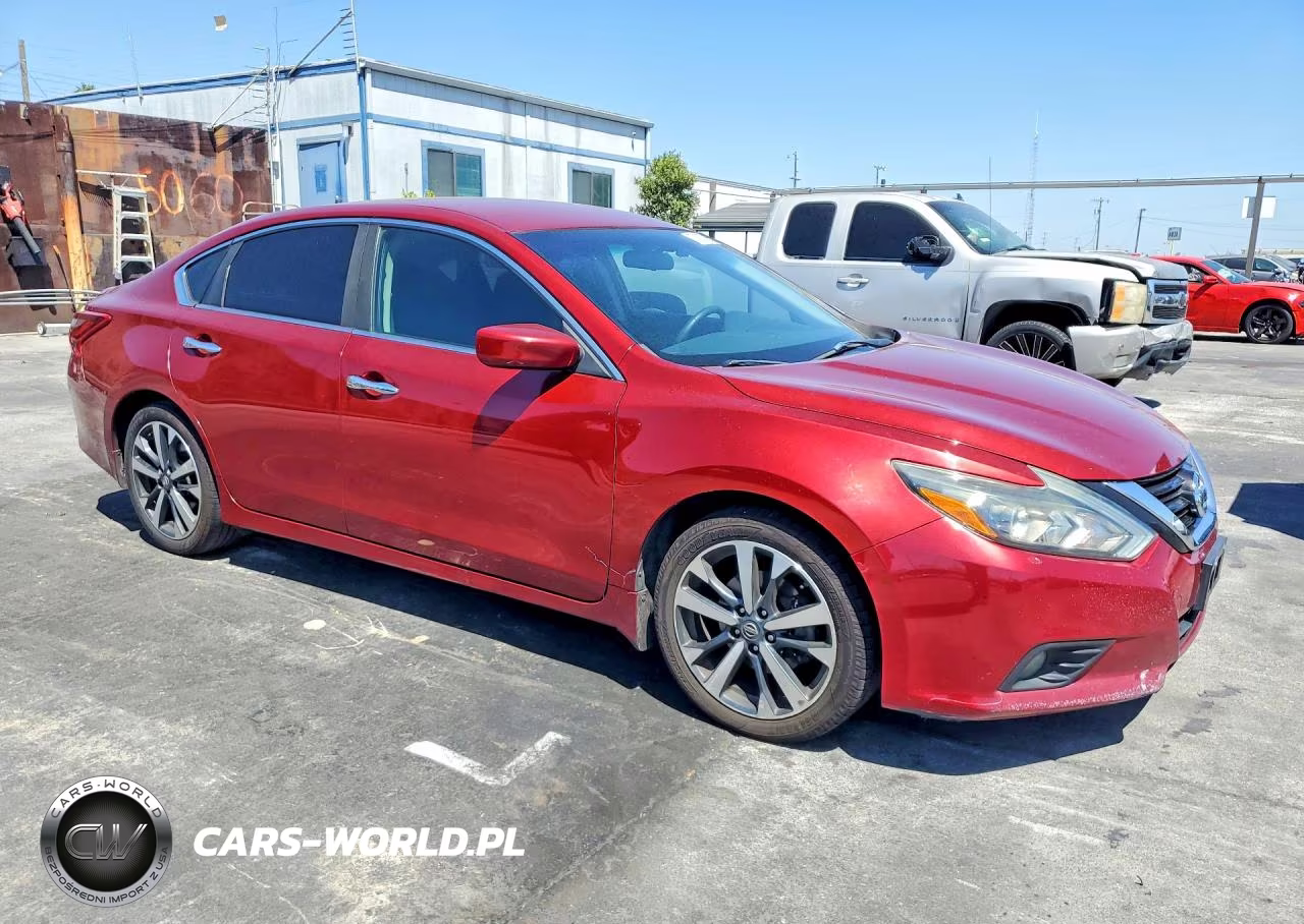 2017 Nissan Altima 2.5 Sr VIN:1N4AL3AP1HC498606 - 4