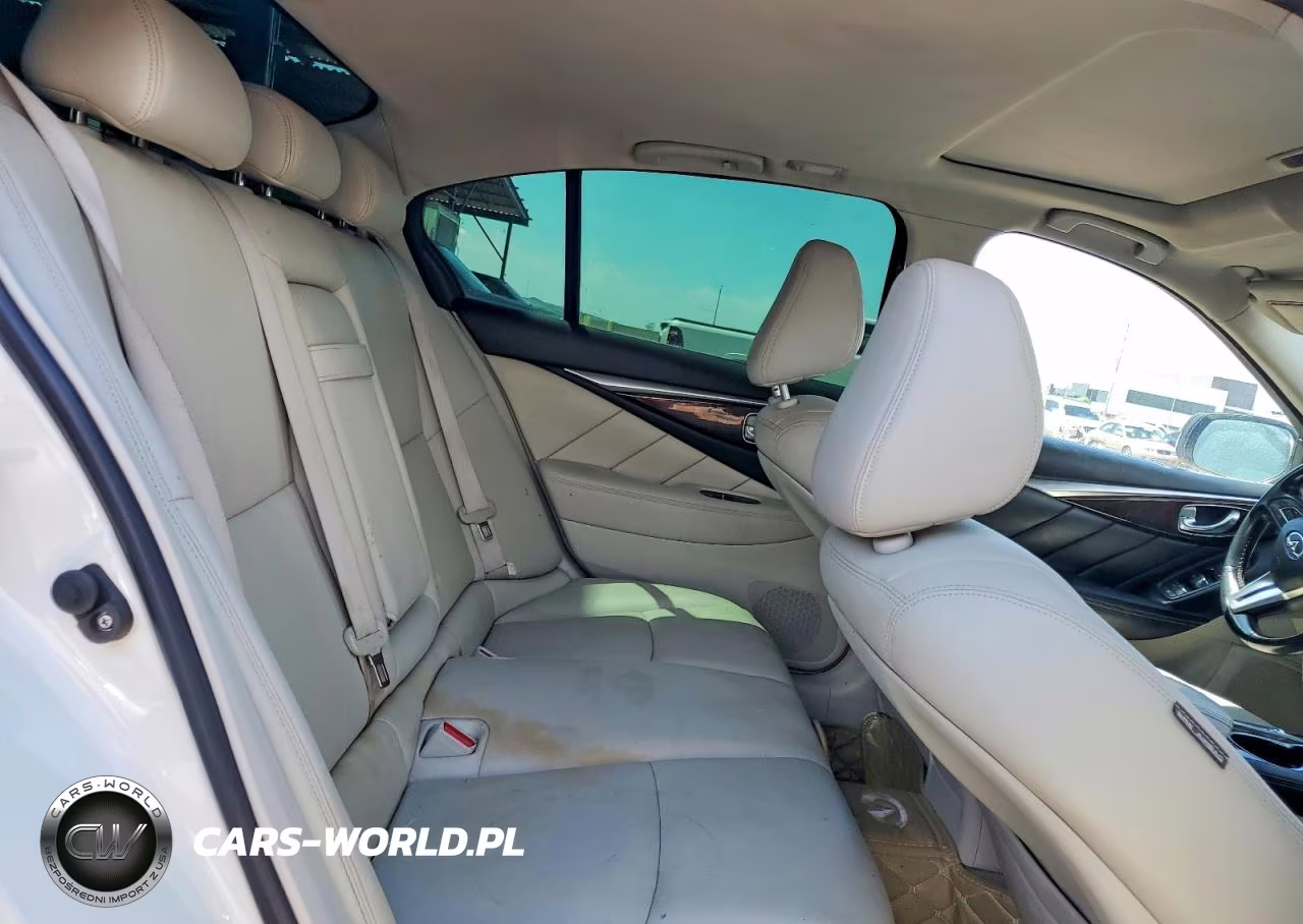 2018 Infiniti Q50 3.0T Luxe VIN:JN1EV7AP7JM357720 - 10