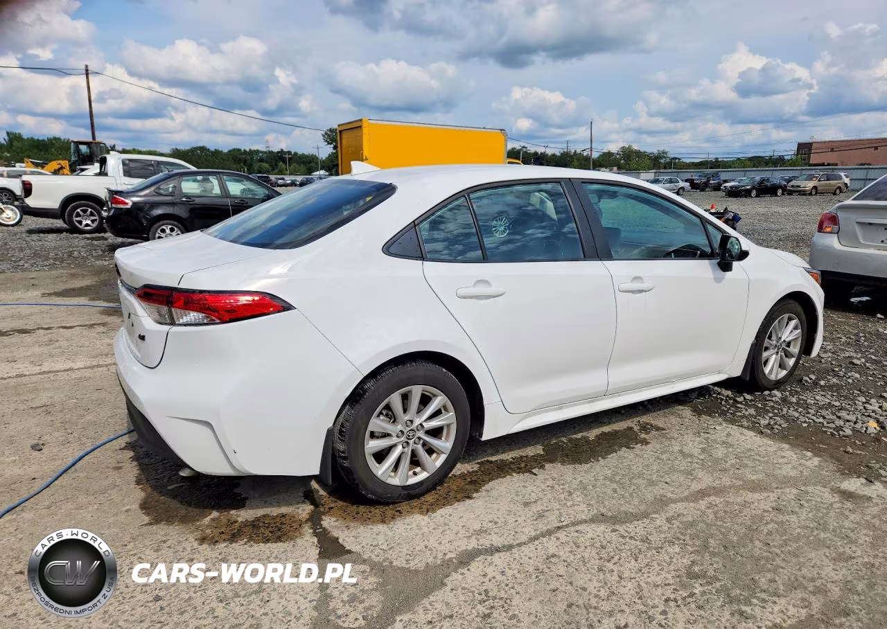 2025 Toyota Corolla Le VIN:5YFB4MDE8SP345909 - 3