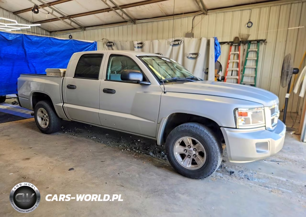 2008 Dodge Dakota Quad Slt VIN:1D7HE48K58S500582 - 4