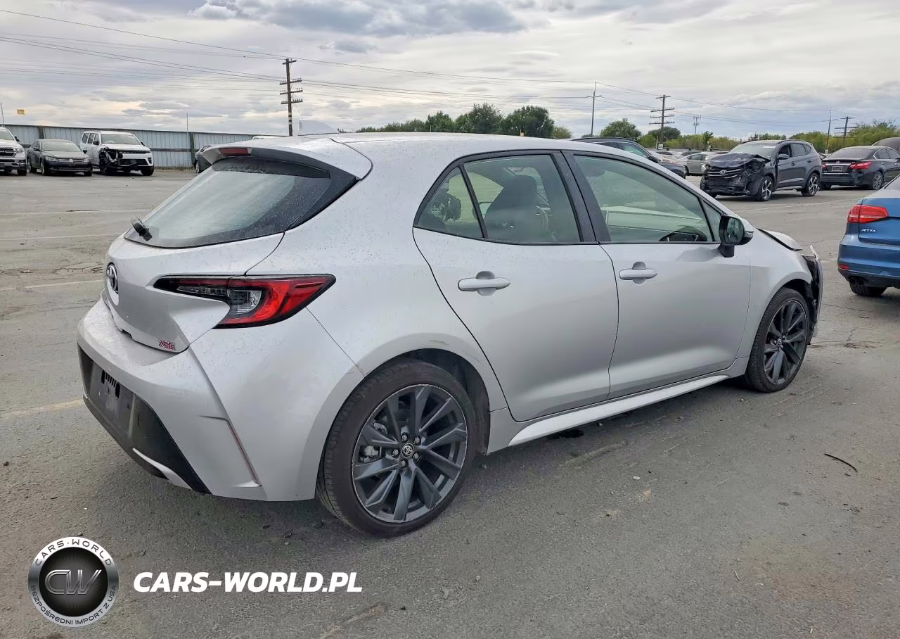 2023 Toyota Corolla Xse VIN:JTNC4MBE5P3205111 - 3