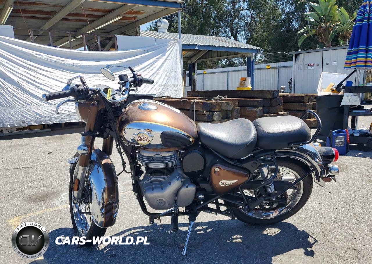 2022 Royal Enfield Motors Classic 350 VIN:ME3FAP201NV302624 - 3
