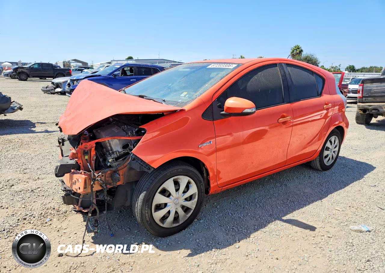2014 Toyota Prius C Two