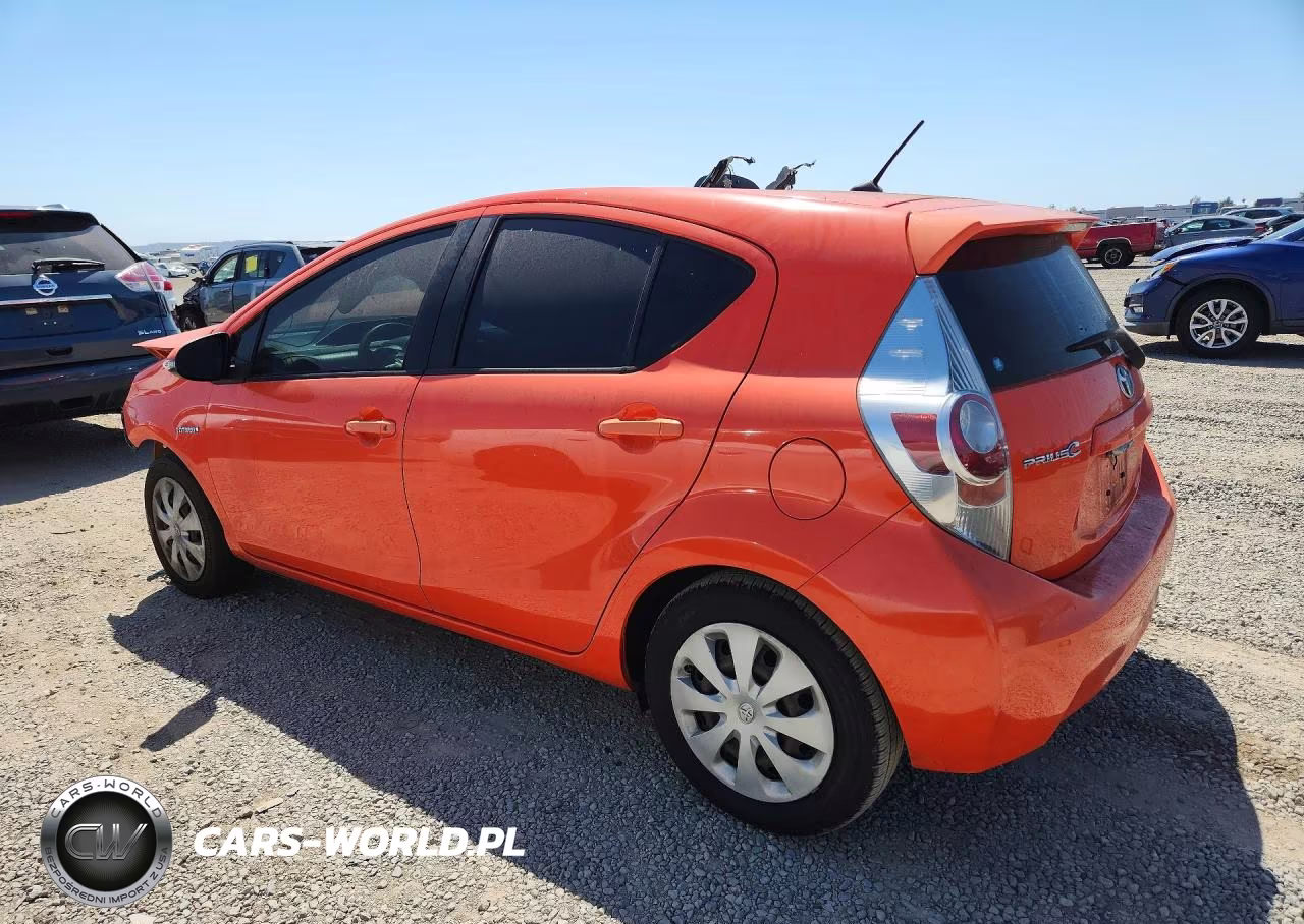 2014 Toyota Prius C Two VIN:JTDKDTB3XE1061895 - 2