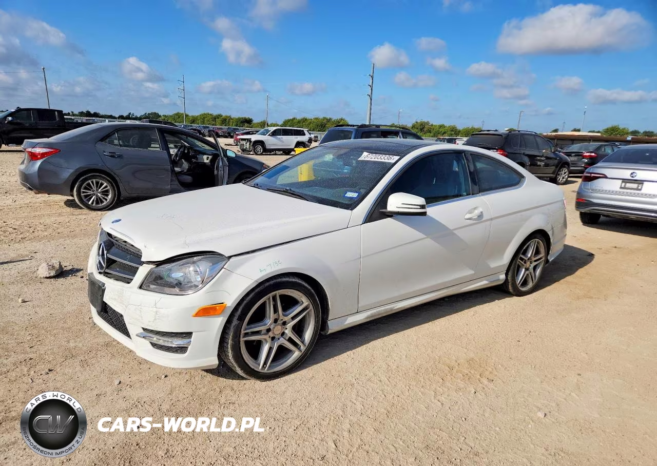 2015 Mercedes-Benz C 250