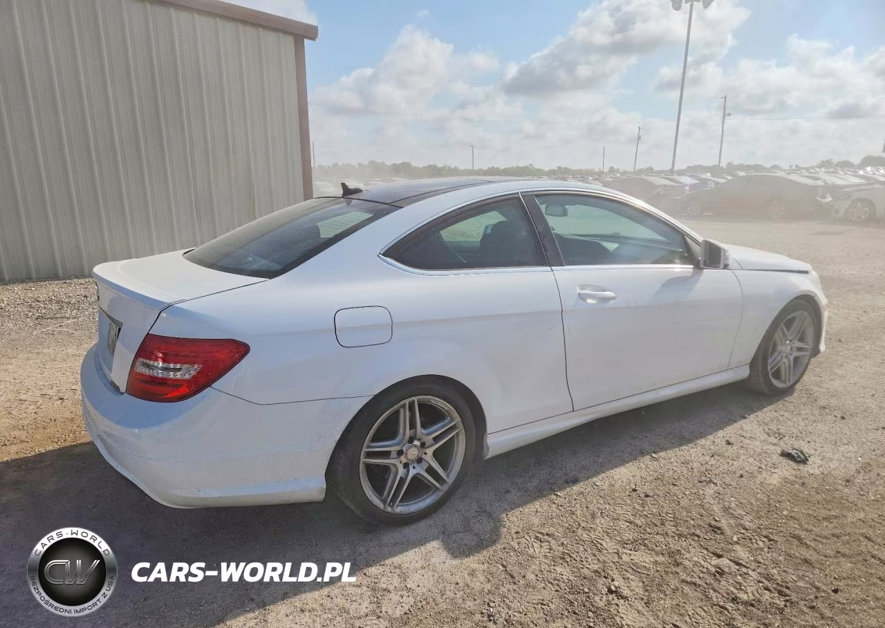 2015 Mercedes-Benz C 250 VIN:WDDGJ4HB0FG371724 - 3