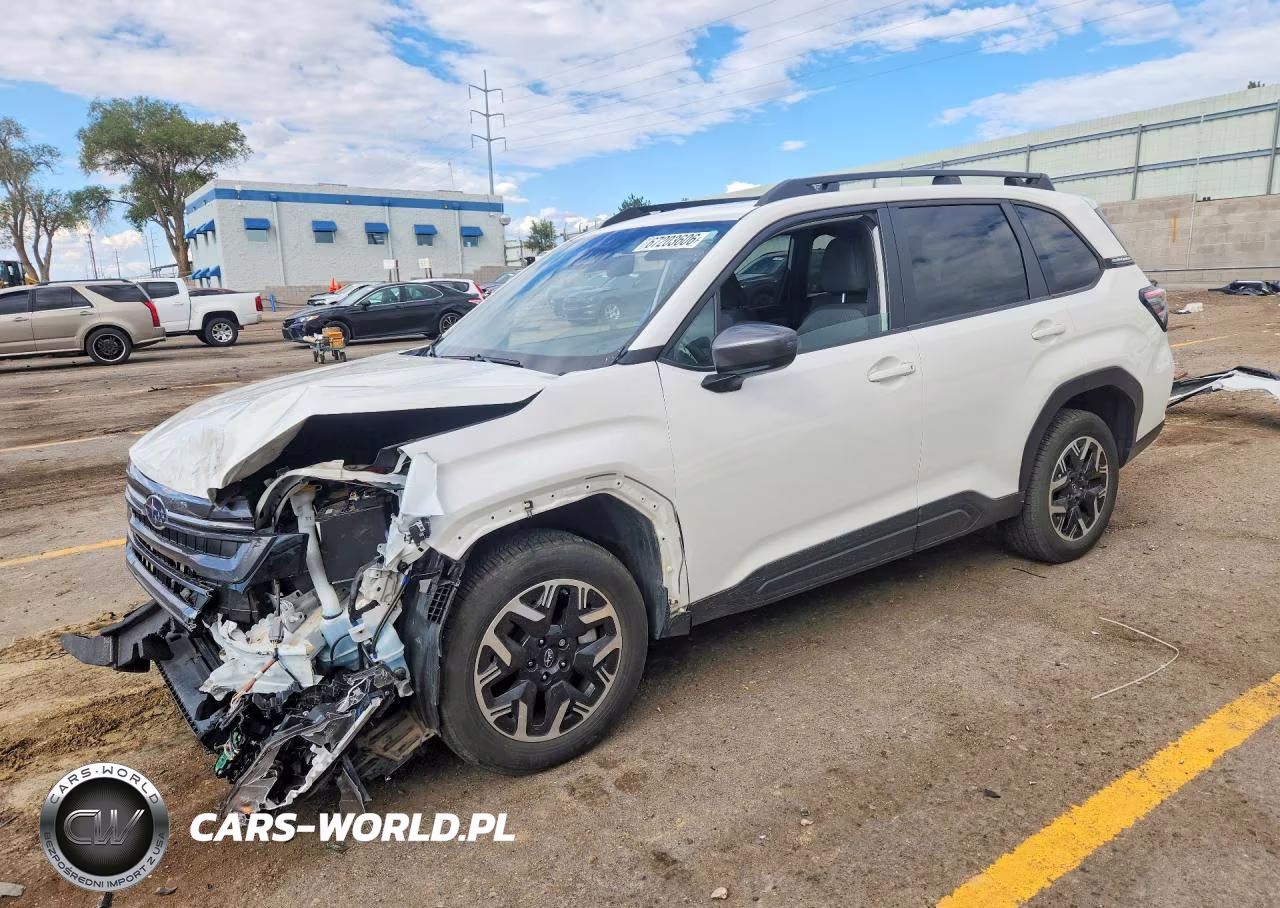 2025 Subaru Forester Premium VIN:JF2SLDBC8SH495262 - 1