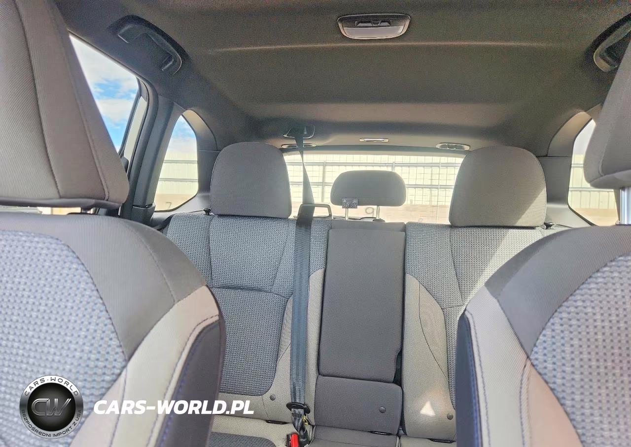 2025 Subaru Forester Premium VIN:JF2SLDBC8SH495262 - 10