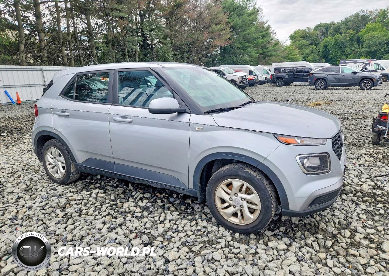 2023 Hyundai Venue Se VIN:KMHRB8A35PU219379 - 4