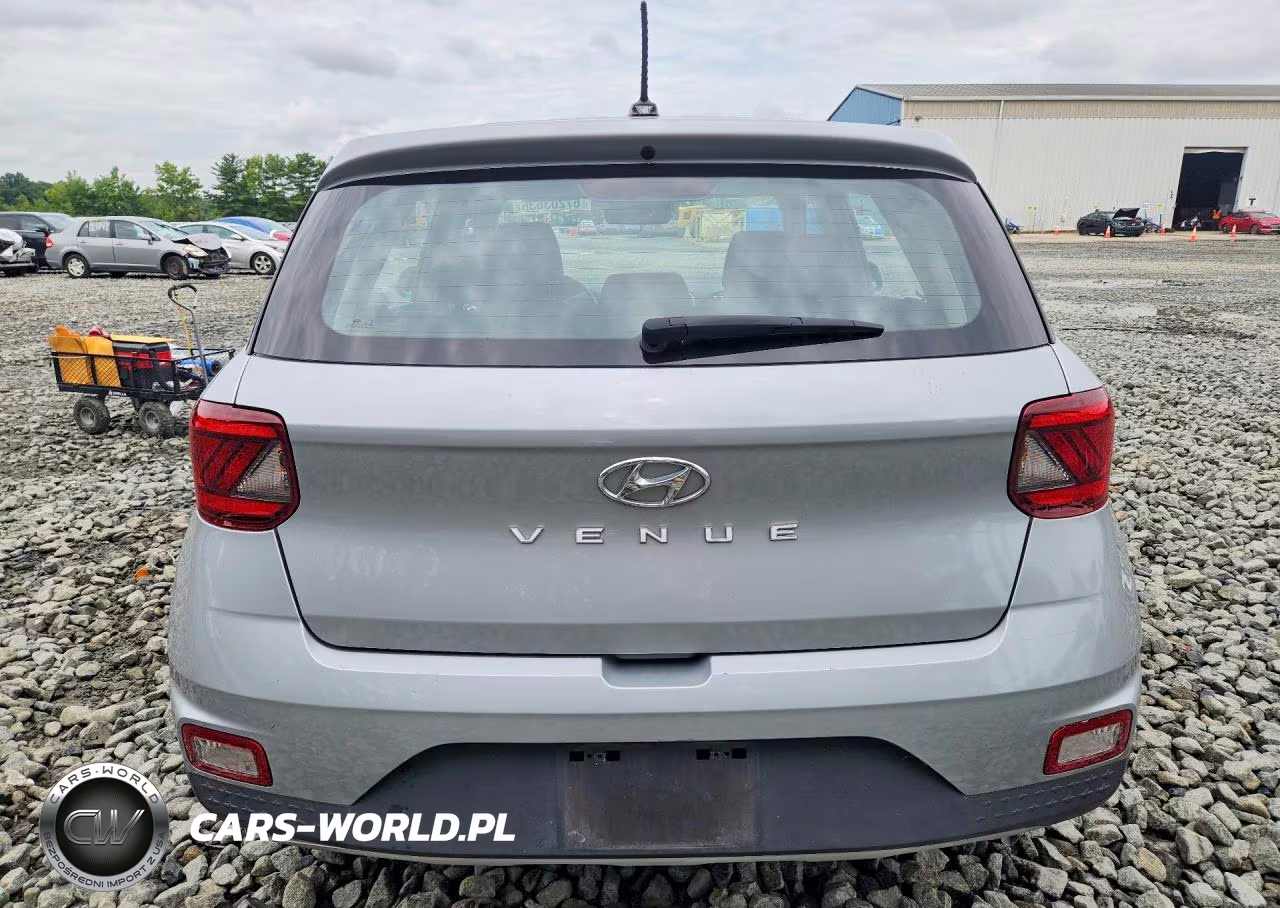 2023 Hyundai Venue Se VIN:KMHRB8A35PU219379 - 6