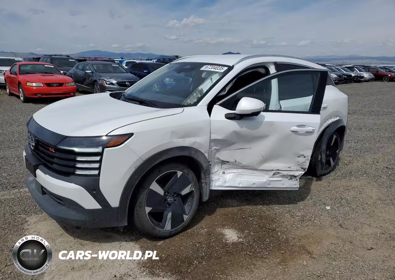 2025 Nissan Kicks Sr