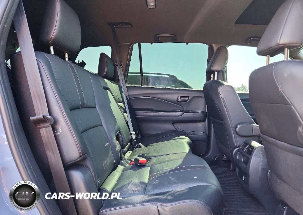2022 Honda Passport Trail Sport VIN:5FNYF8H6XNB010052 - 10