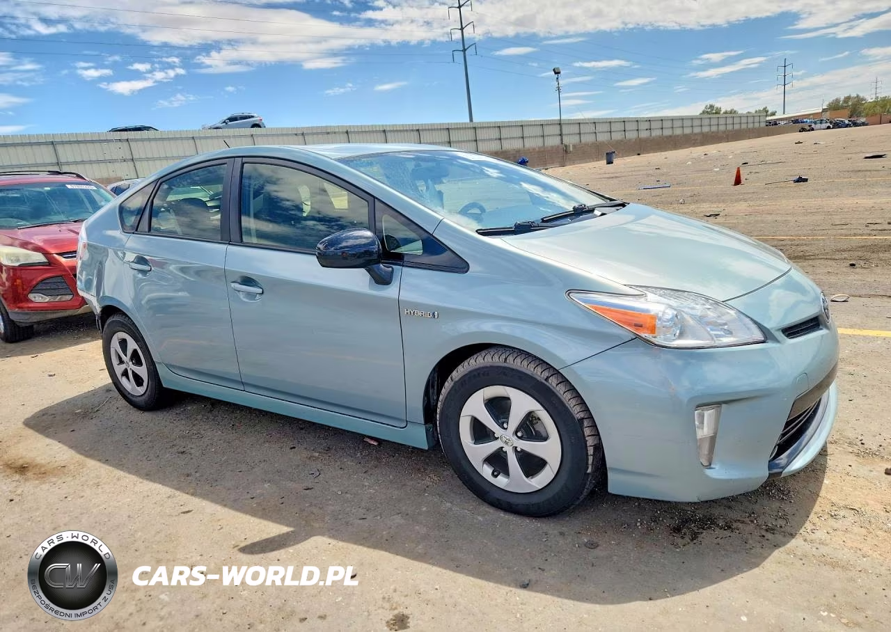 2015 Toyota Prius Three VIN:JTDKN3DU8F1968438 - 4