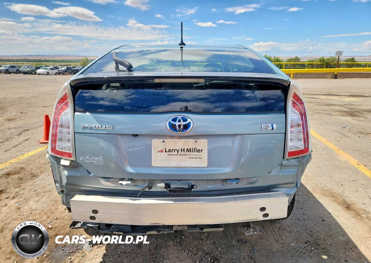 2015 Toyota Prius Three VIN:JTDKN3DU8F1968438 - 6