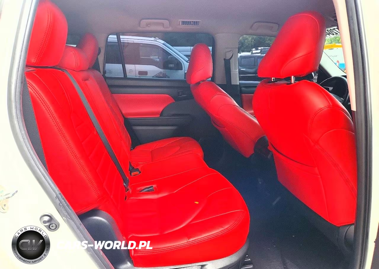 2020 Toyota Highlander Le VIN:5TDBZRBH1LS048050 - 10