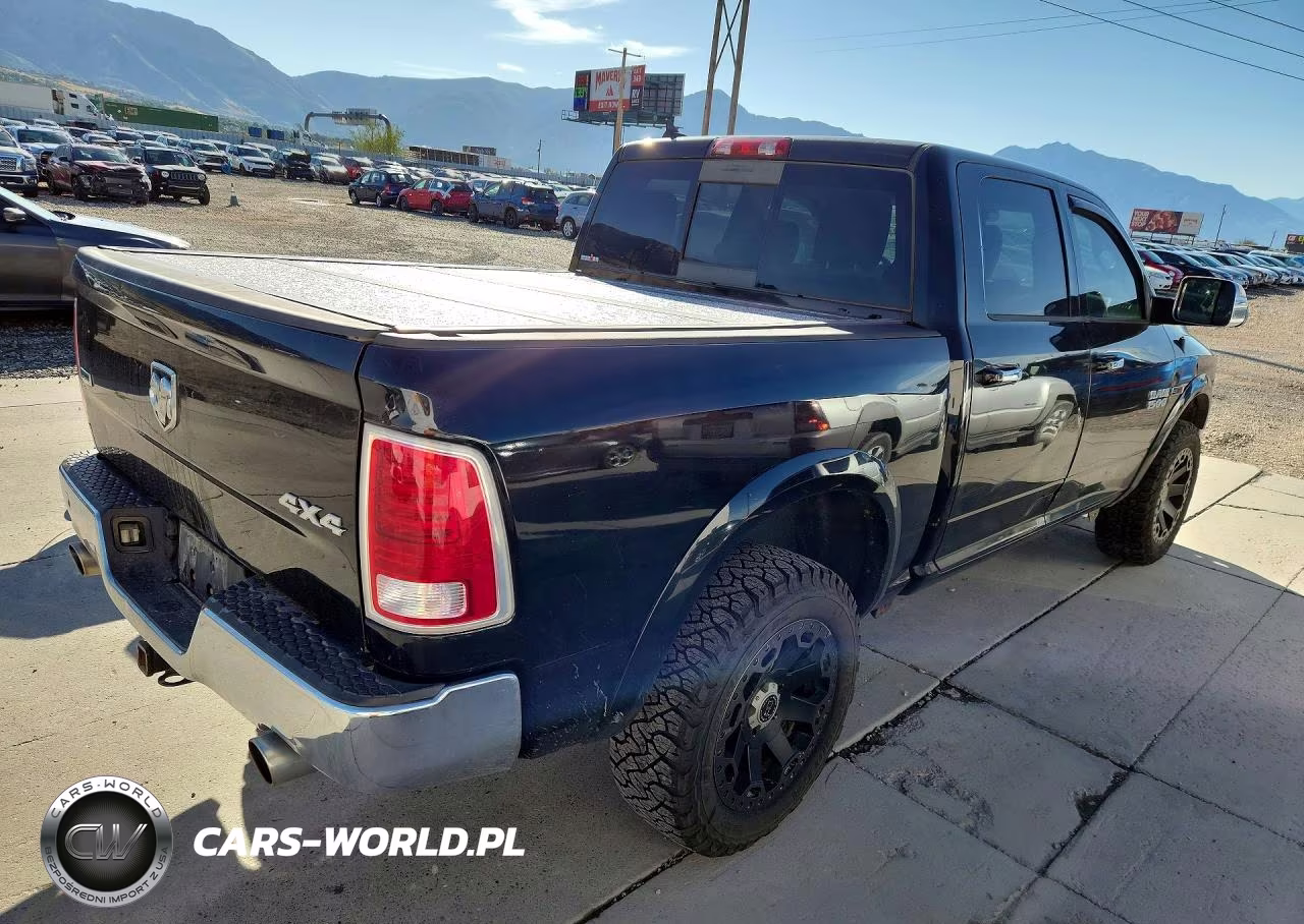 2014 Ram 1500 Laramie VIN:1C6RR7NM6ES417644 - 3