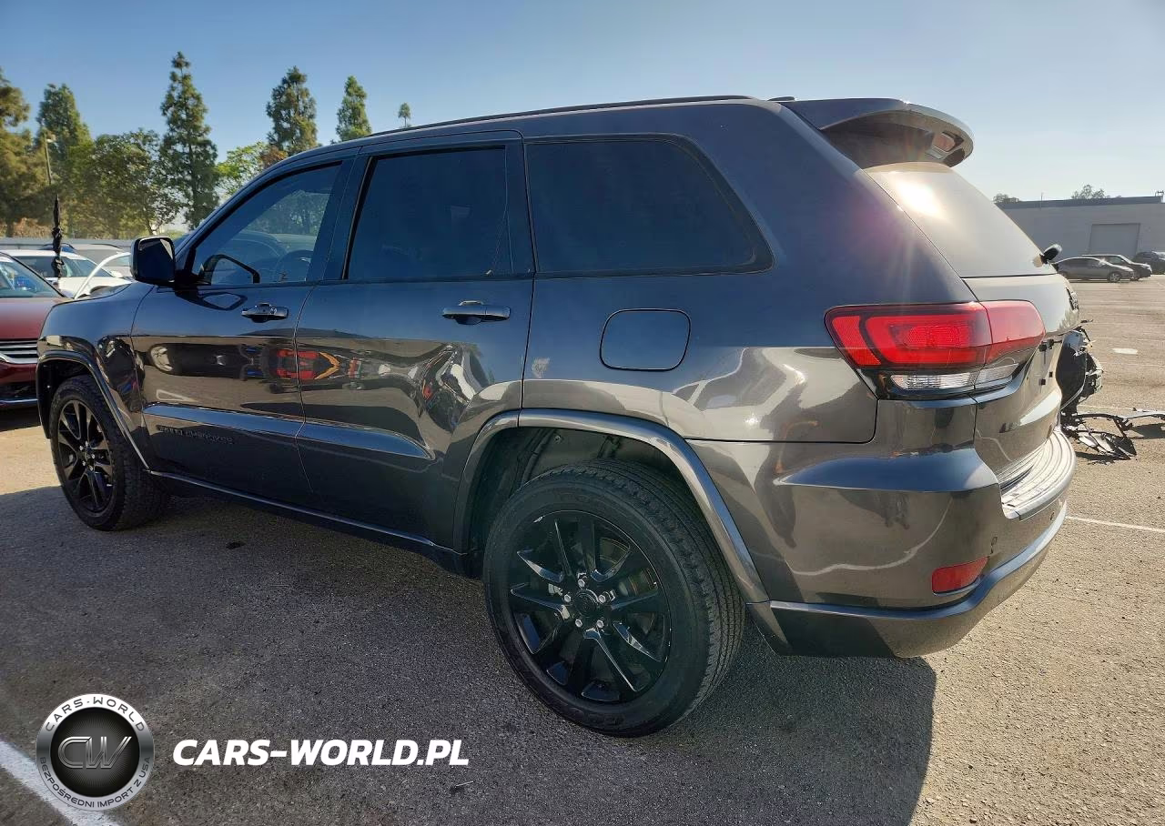 2019 Jeep Grand Cherokee Laredo VIN:1C4RJEAG9KC763438 - 2