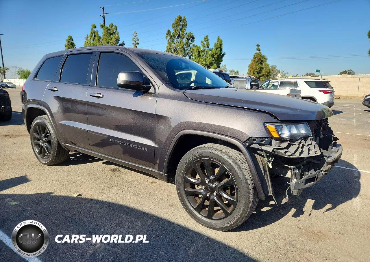 2019 Jeep Grand Cherokee Laredo VIN:1C4RJEAG9KC763438 - 4