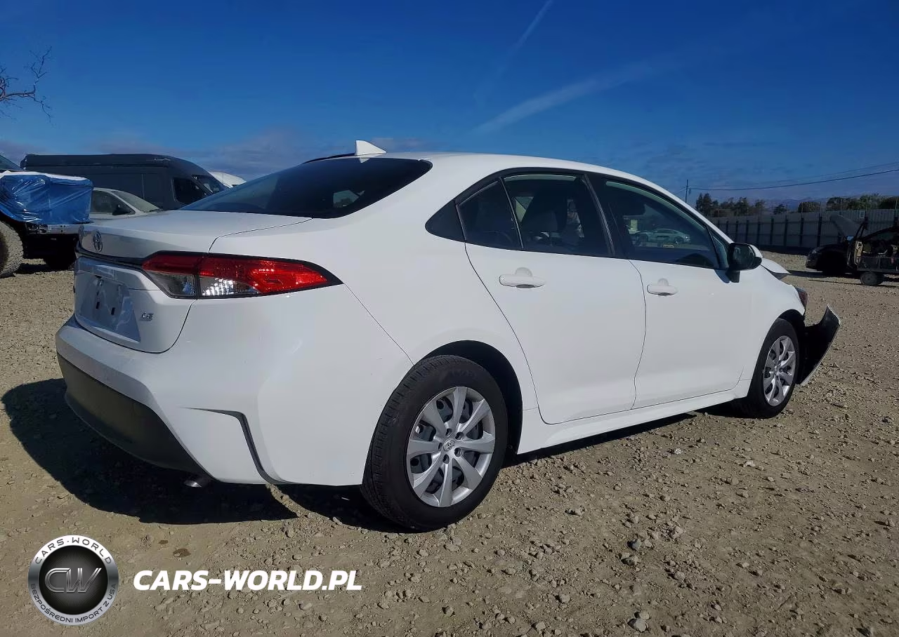 2026 Toyota Corolla Le VIN:JTDB4MEE9T3033638 - 3