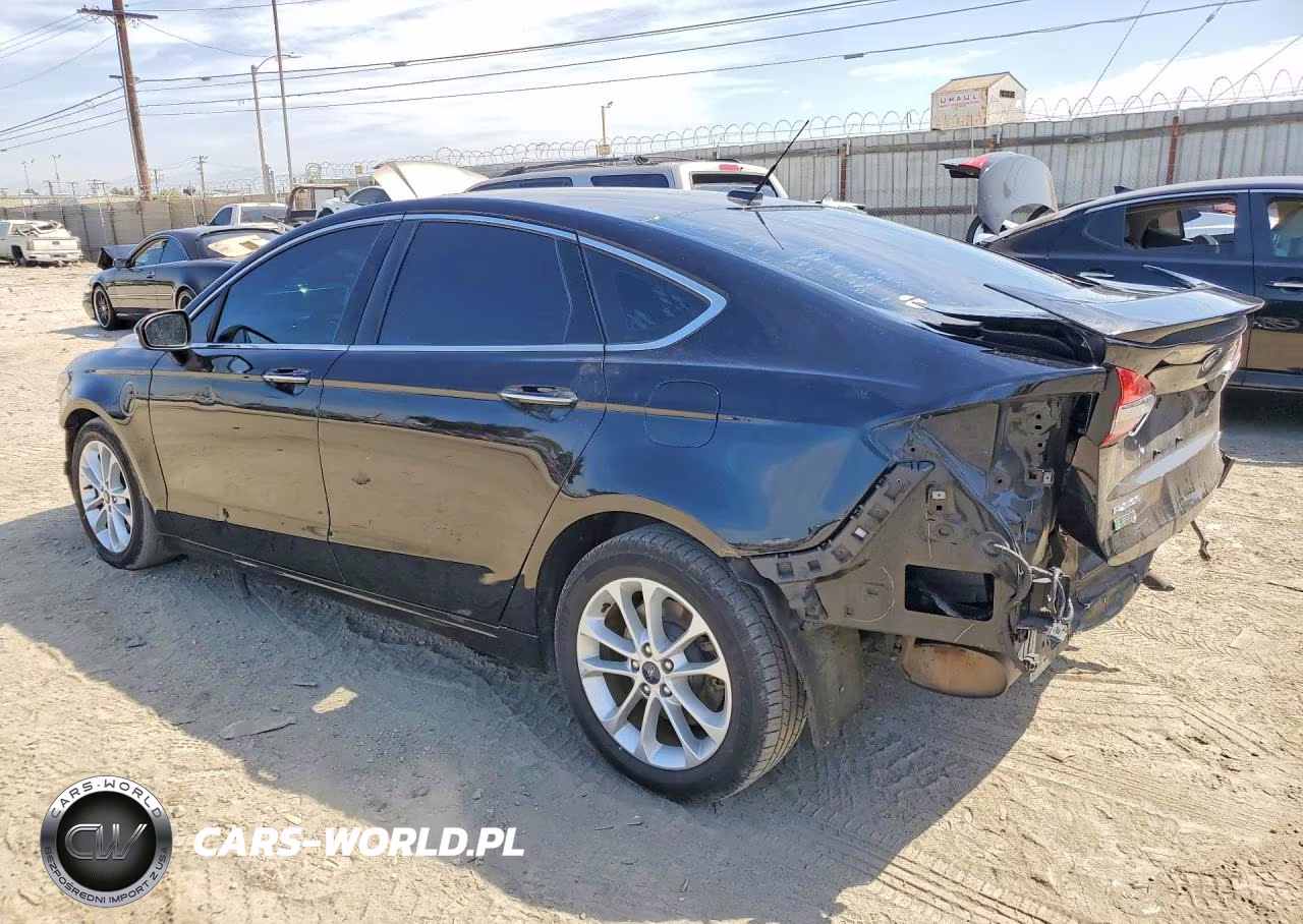 2019 Ford Fusion Titanium VIN:3FA6P0SU8KR148931 - 2